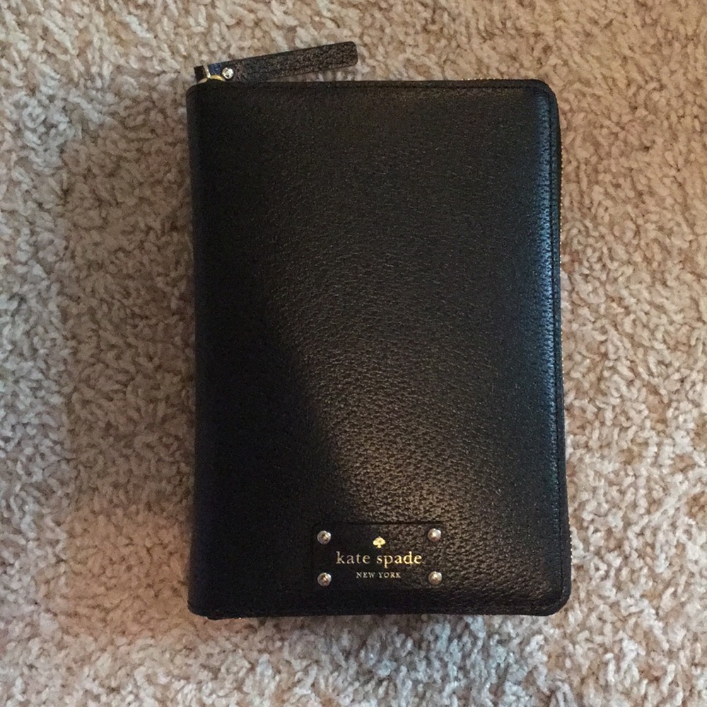 Kate spade zip around personal organizer Wellesley